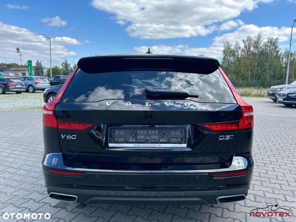 Volvo V60 Cross Country D3 Geartronic Momentum - 6