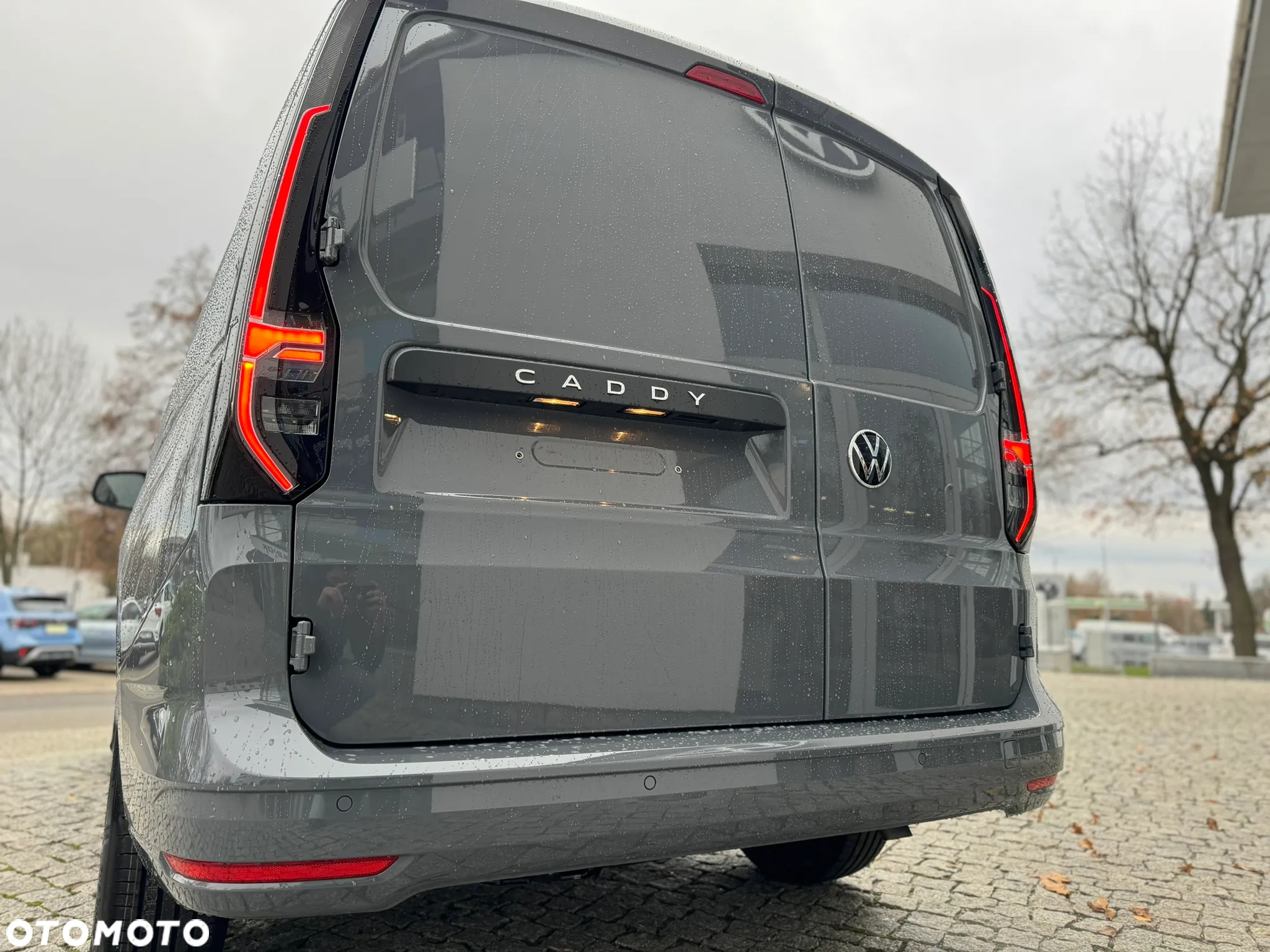 Volkswagen Caddy Maxi Cargo - 32