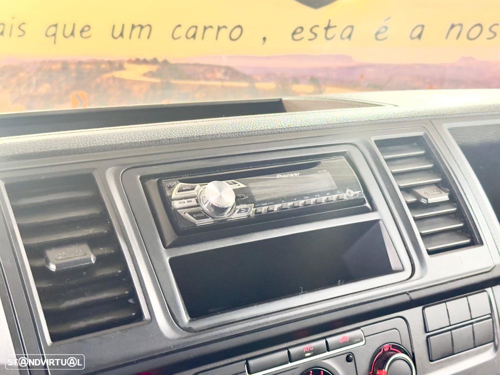 VW TRANSPORTER 2.0 TDI 3L - 19