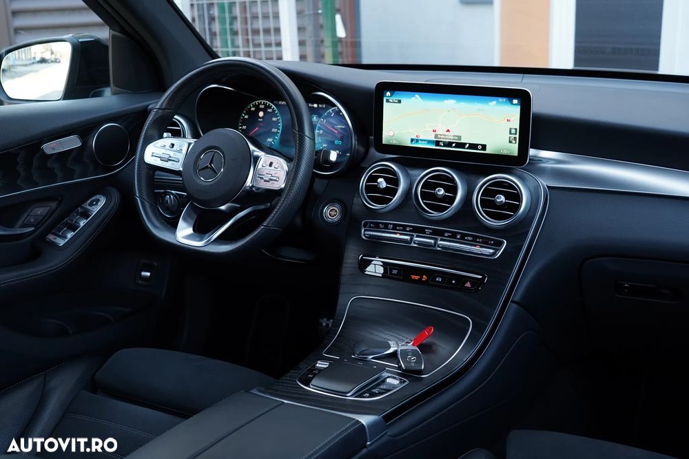 Mercedes-Benz GLC 300 de 4Matic 9G-TRONIC AMG Line Plus - 13