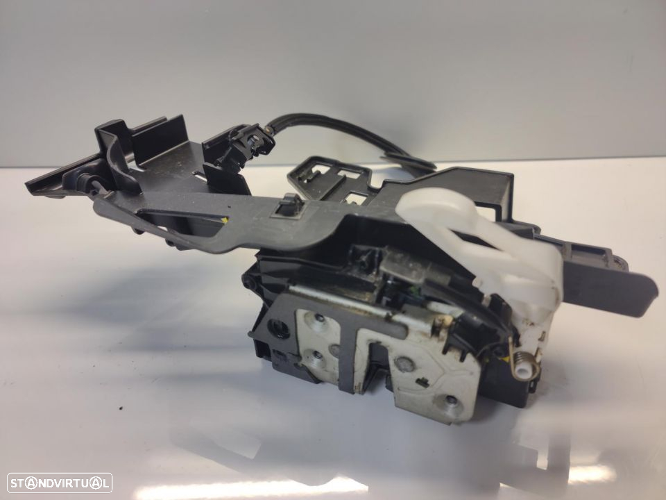 Fechadura Porta Frente Direita Ford Fiesta MK6  2012 a 2017 - 2