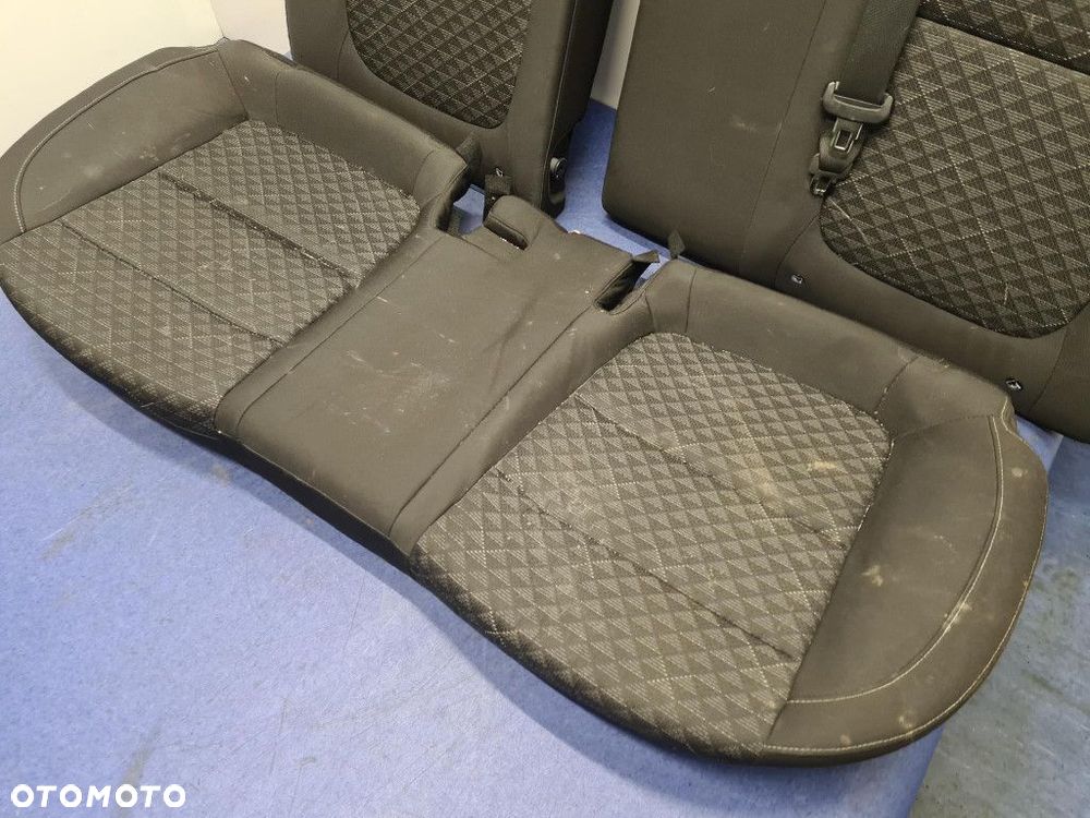 KIA RIO IV HB KANAPA TYLNA - 7