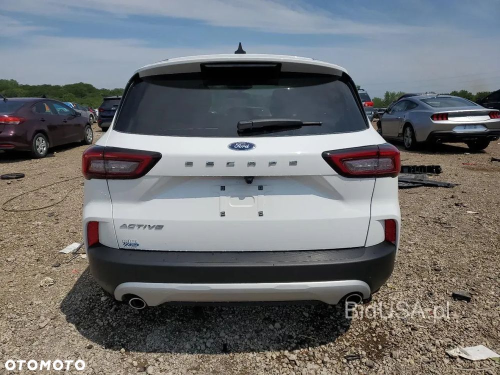 Ford Kuga - 5