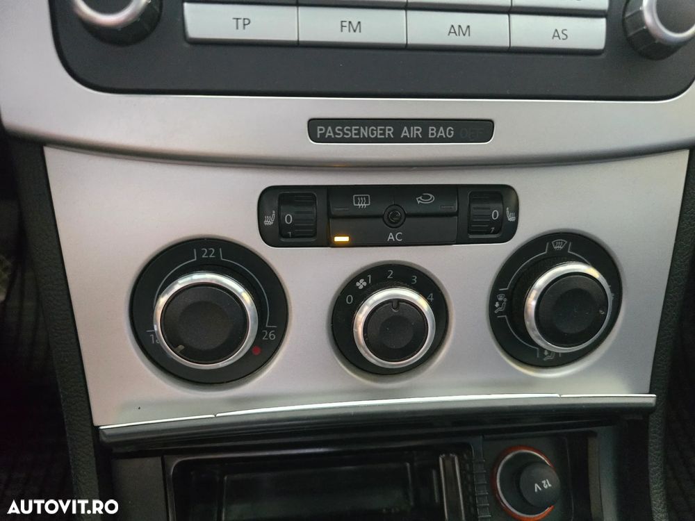 Volkswagen Passat 1.9 TDI DPF Comfortline - 2