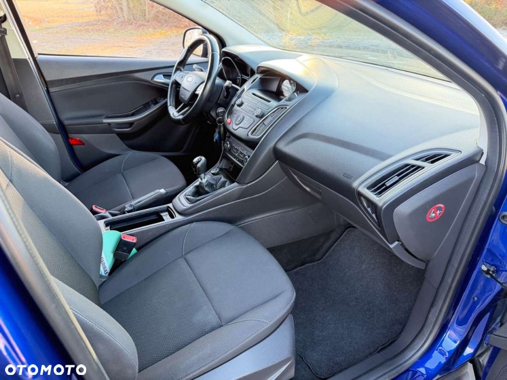 Ford Focus 1.0 EcoBoost Edition - 25