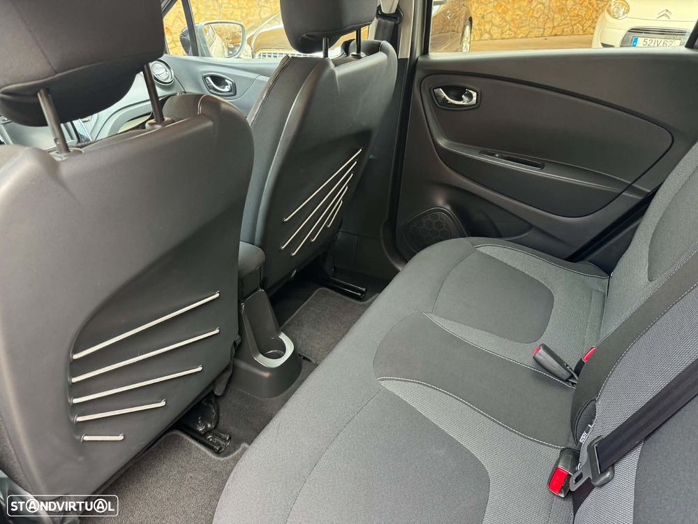Renault Captur - 13