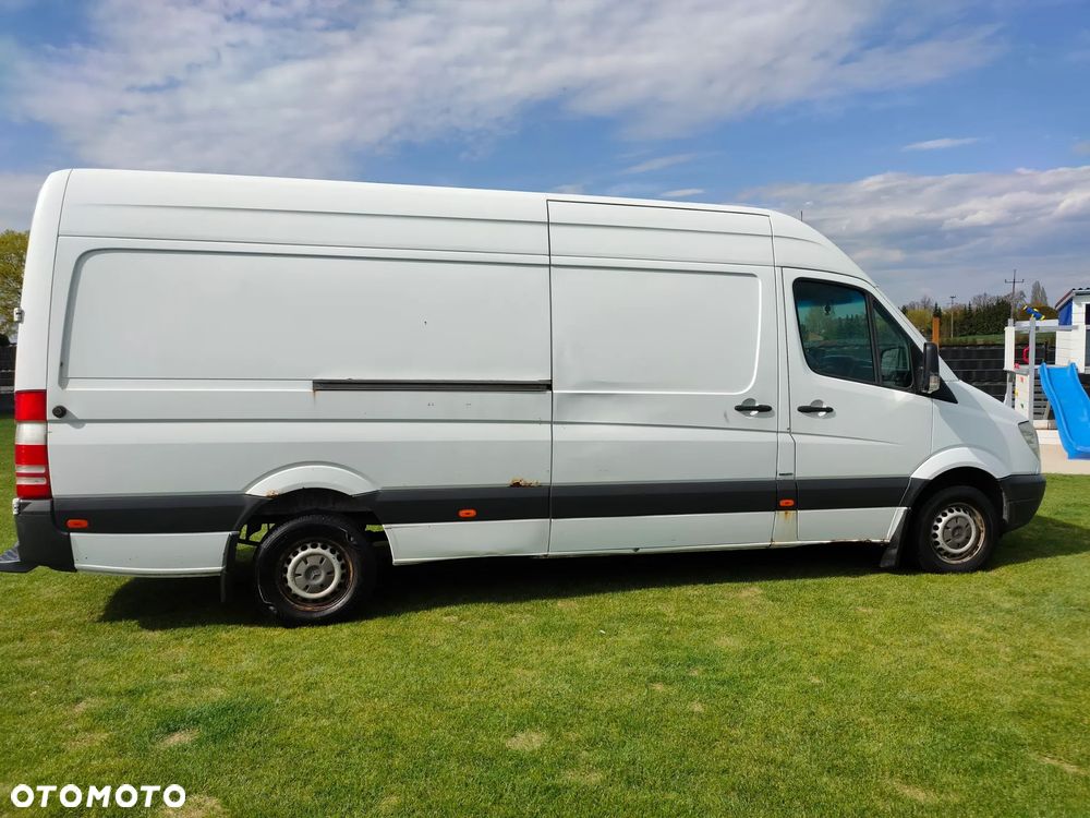Mercedes-Benz SPRINTER - 4