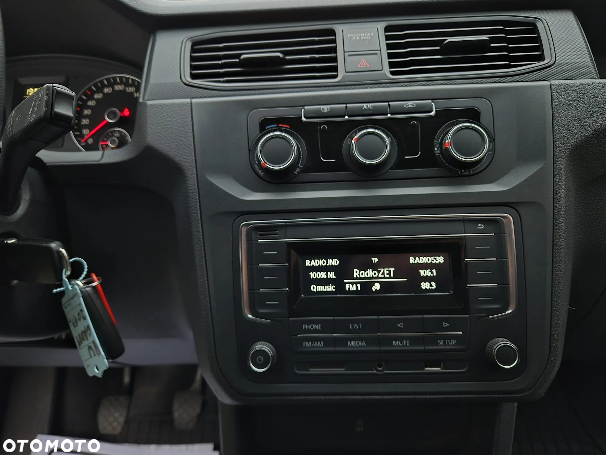 Volkswagen CADDY MAXI - 14