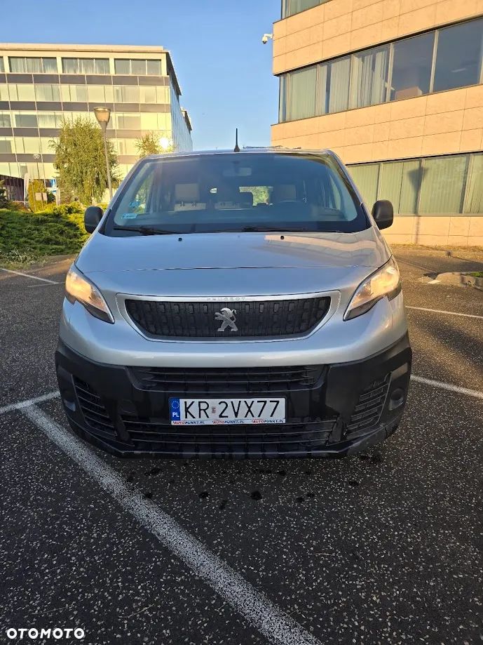 Peugeot Traveller - 6