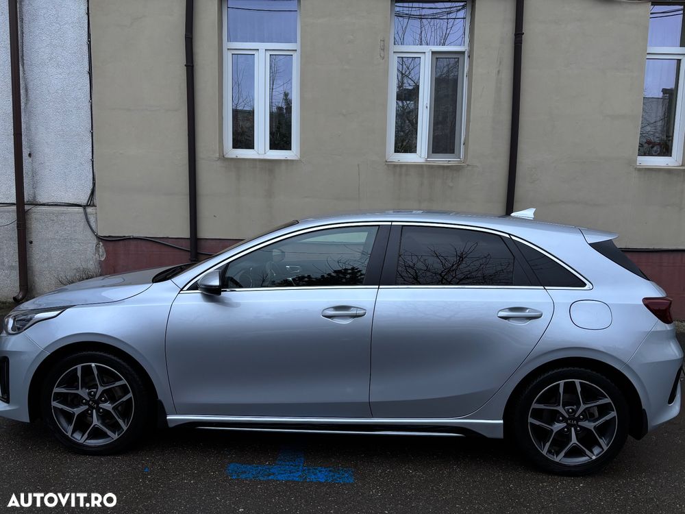 Kia Ceed 1.4 T-GDI 7DCT GT Line - 28