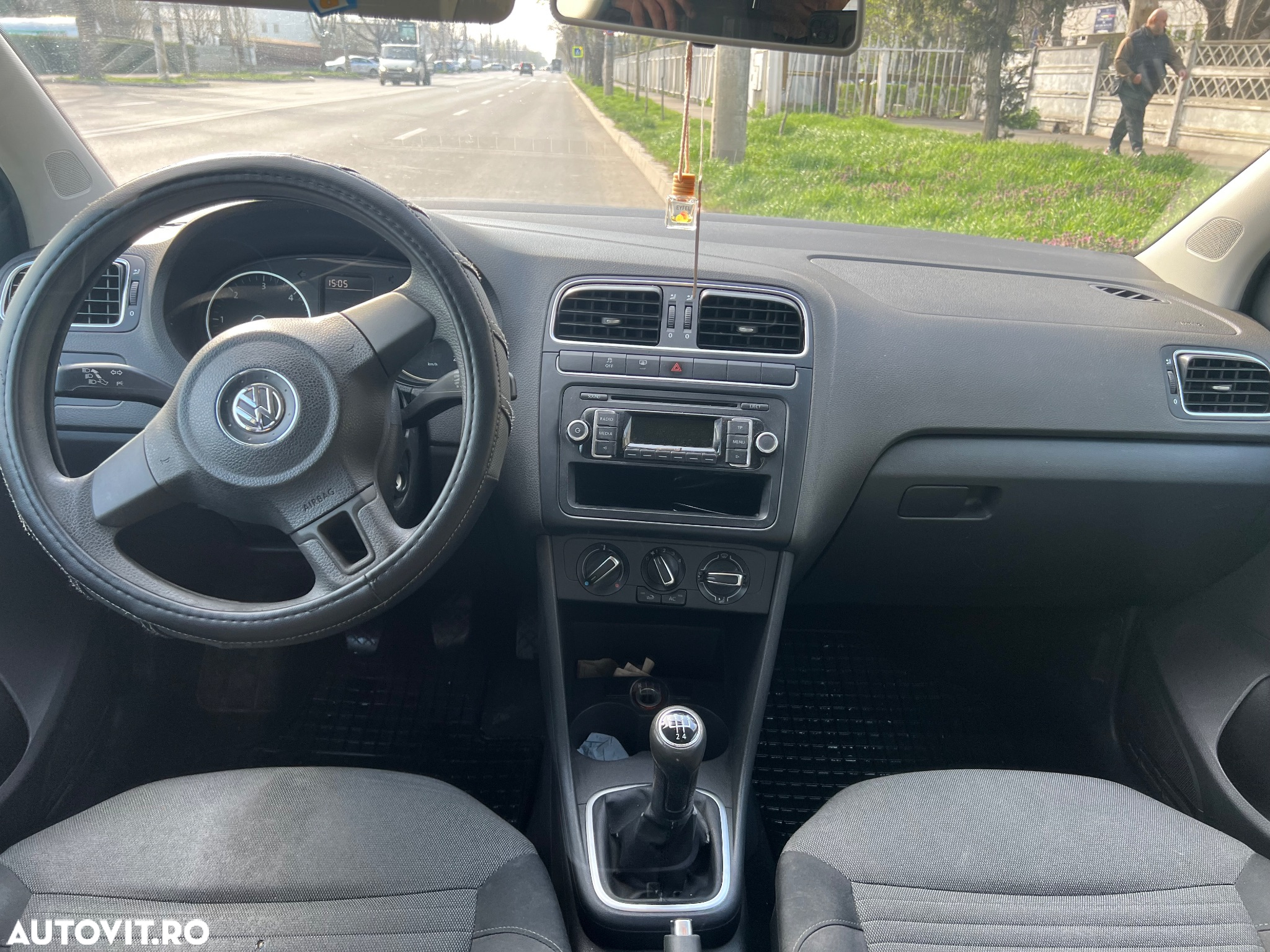 Volkswagen Polo - 8