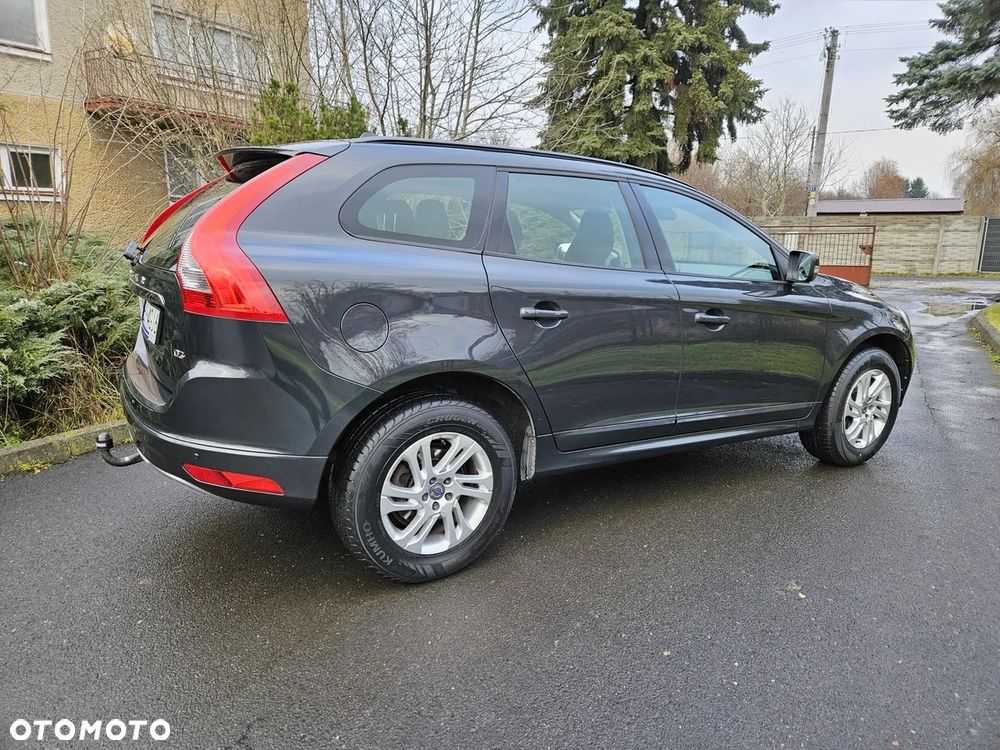 Volvo XC 60 D3 Momentum - 3