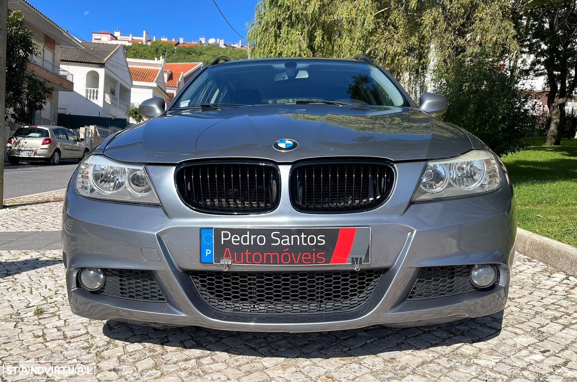 BMW 318 d Touring Navigation Sport - 4