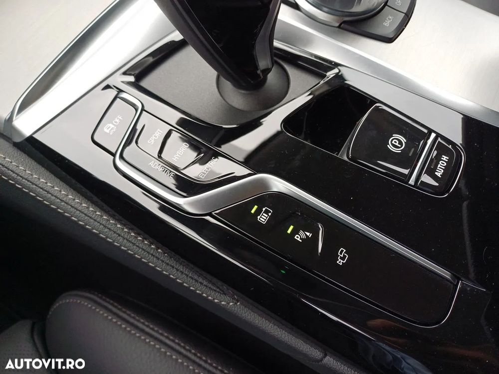 BMW Seria 5 530e xDrive Aut. Luxury Line - 14