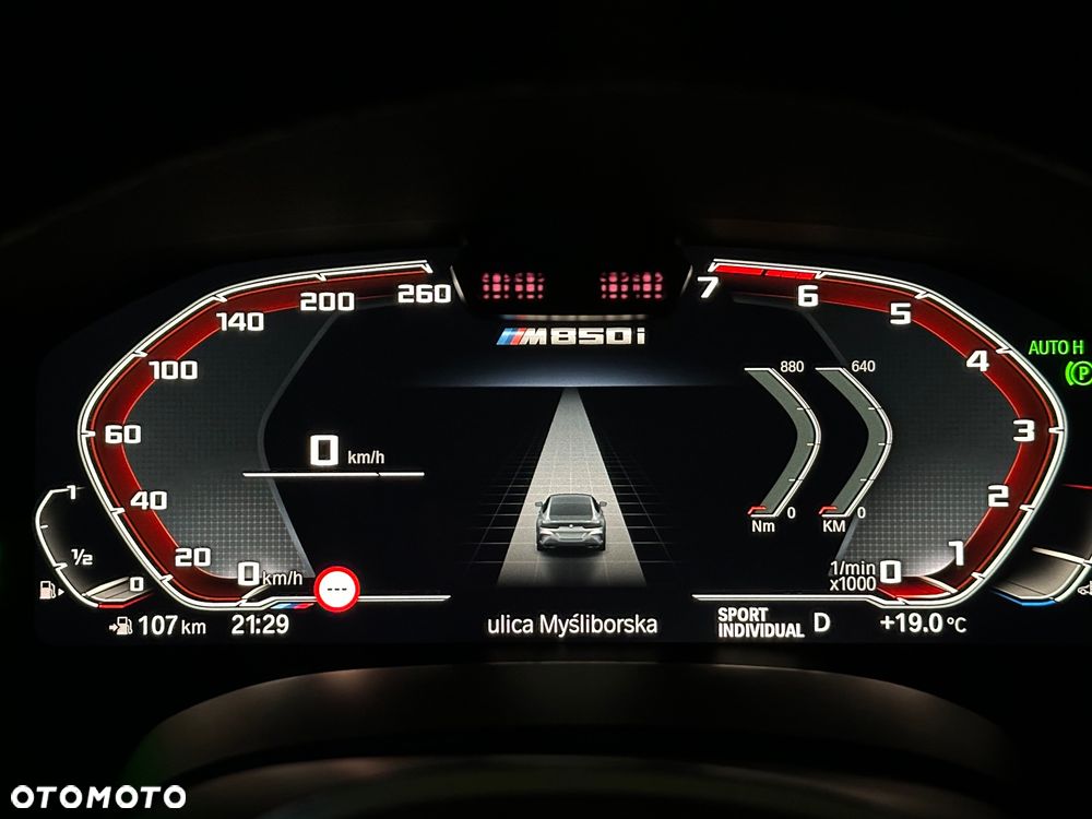 BMW Seria 8 - 30