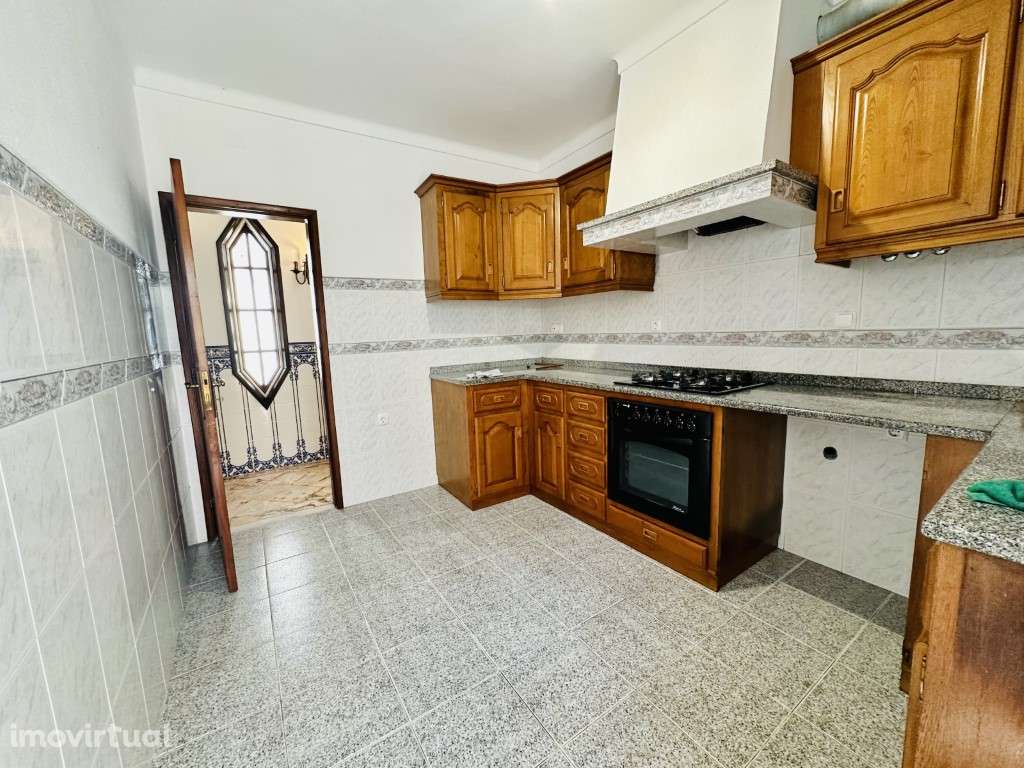 Moradia tipologia T3 - Grande imagem: 3/28