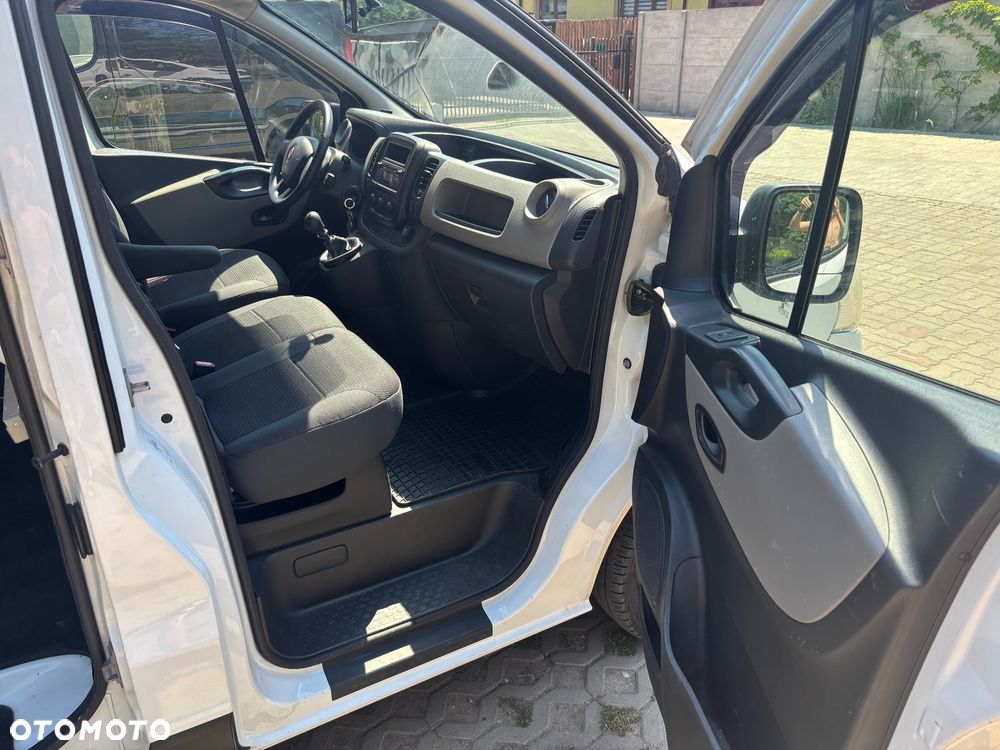 Renault TRAFIC - 8