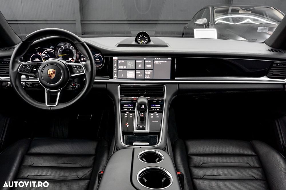 Porsche Panamera 4 E-Hybrid - 9