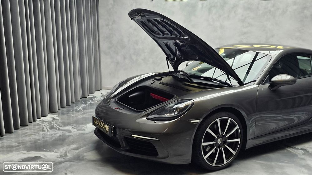 Porsche 718 Cayman 2.0 PDK - 23