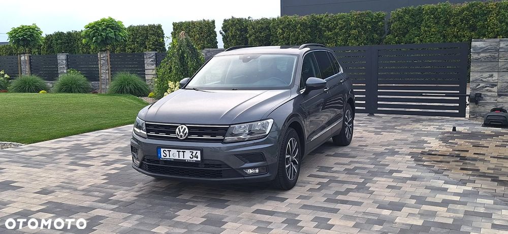 Volkswagen Tiguan - 2