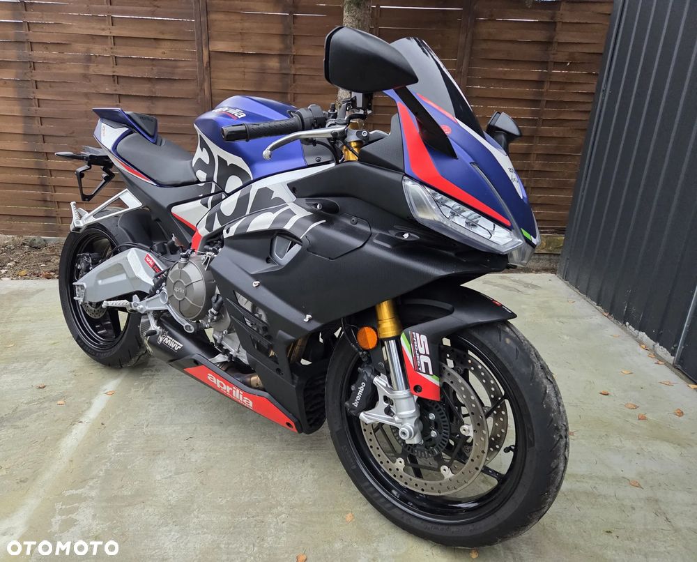 Aprilia RS - 9