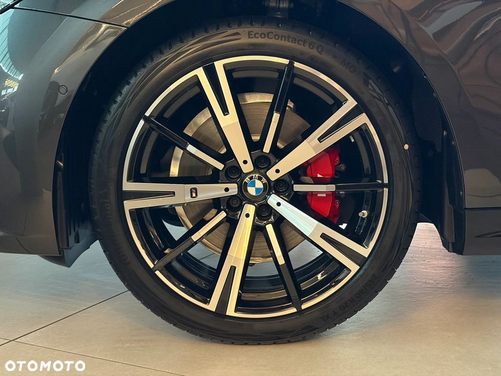 BMW Seria 5 520d xDrive mHEV M Sport - 12
