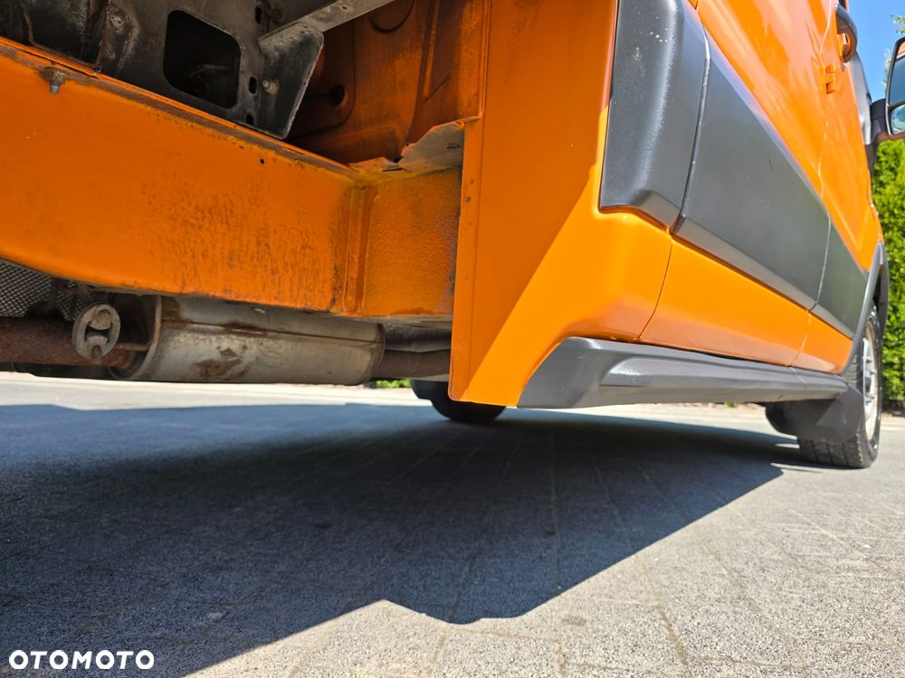 Ford TRANSIT DOKA STRZYNIA - 40