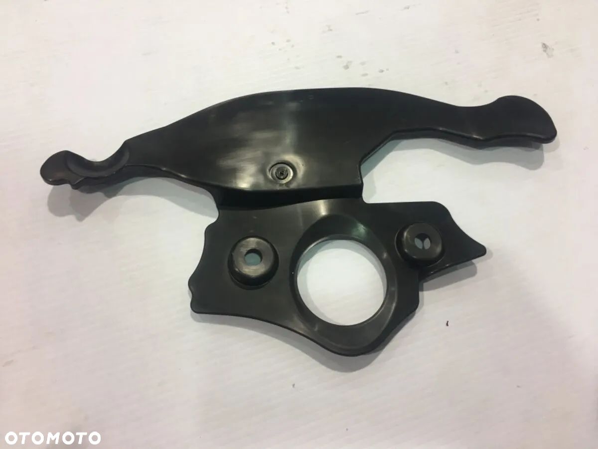 Osłona pod półkę SUZUKI GSX-R 600/750 K4 K5 - 1