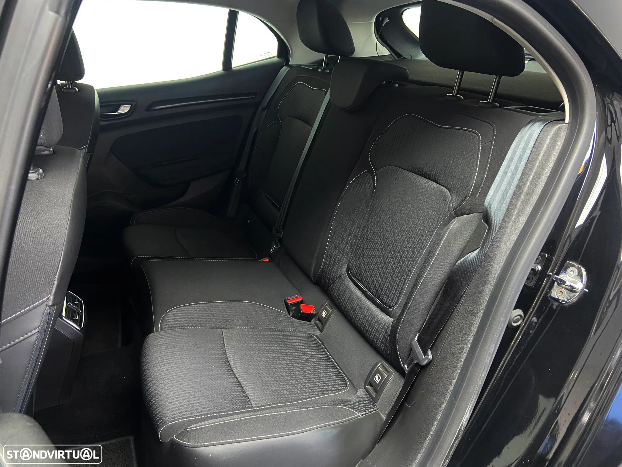 Renault Mégane 1.5 dCi Limited SS - 9