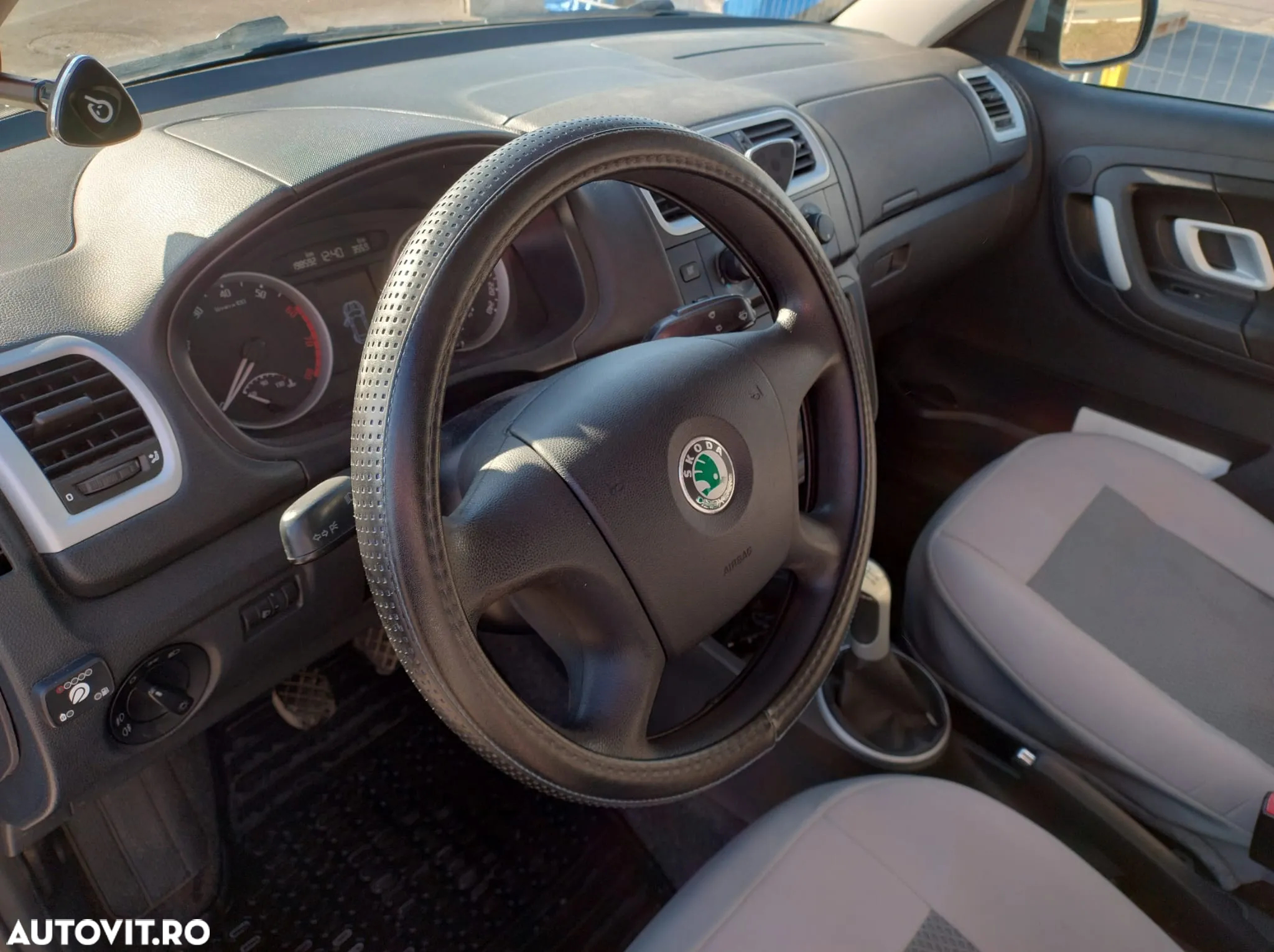 Skoda Fabia Combi 1.4 MPI Active - 5