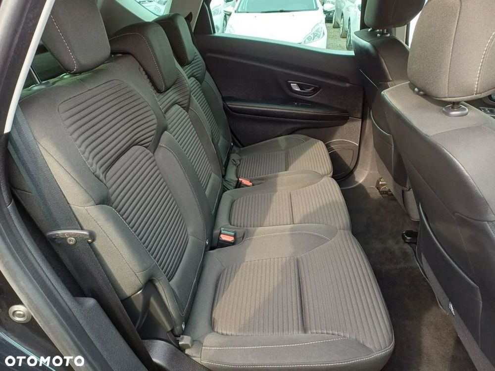 Renault Scenic - 13