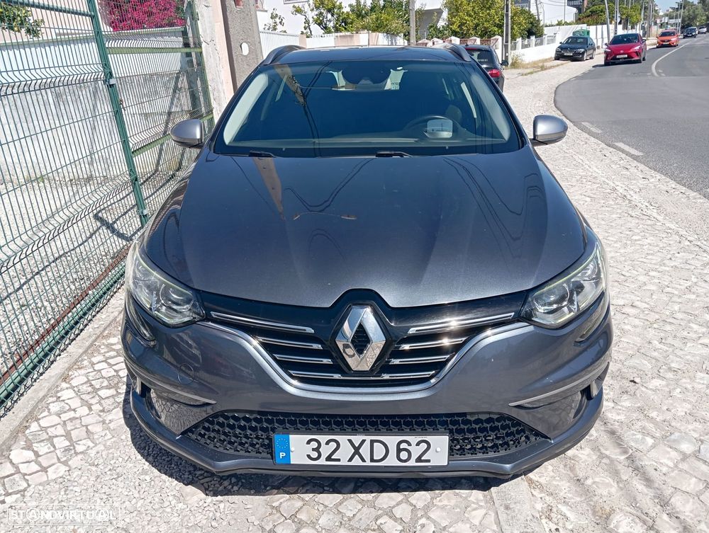 Renault Mégane Sport Tourer 1.3 TCe GT Line - 2
