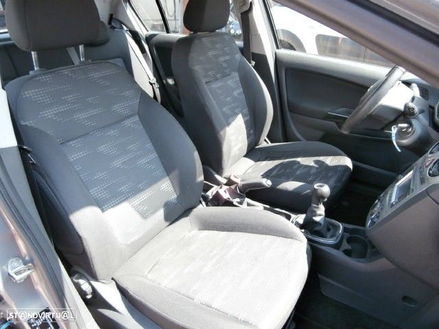 Opel Corsa 1.3 CDTi Enjoy EcoFLEX - 31