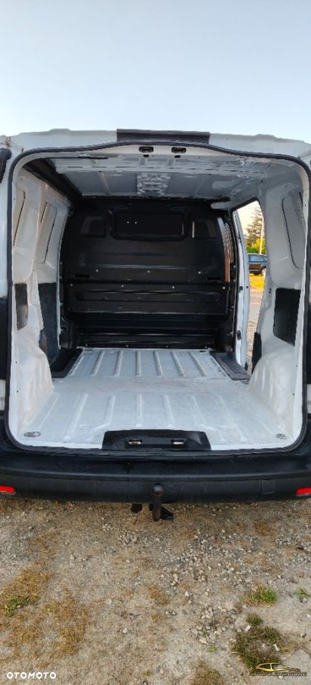Peugeot Expert 1.5HDI Premium - 8