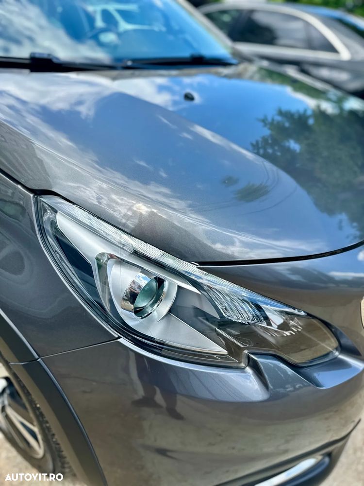 Peugeot 2008 - 30