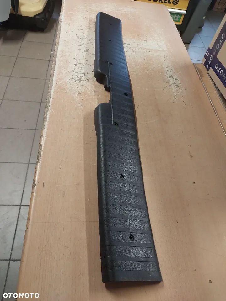 Listwa bagażnika podłogi VW T4 90-03 705863487A - 5
