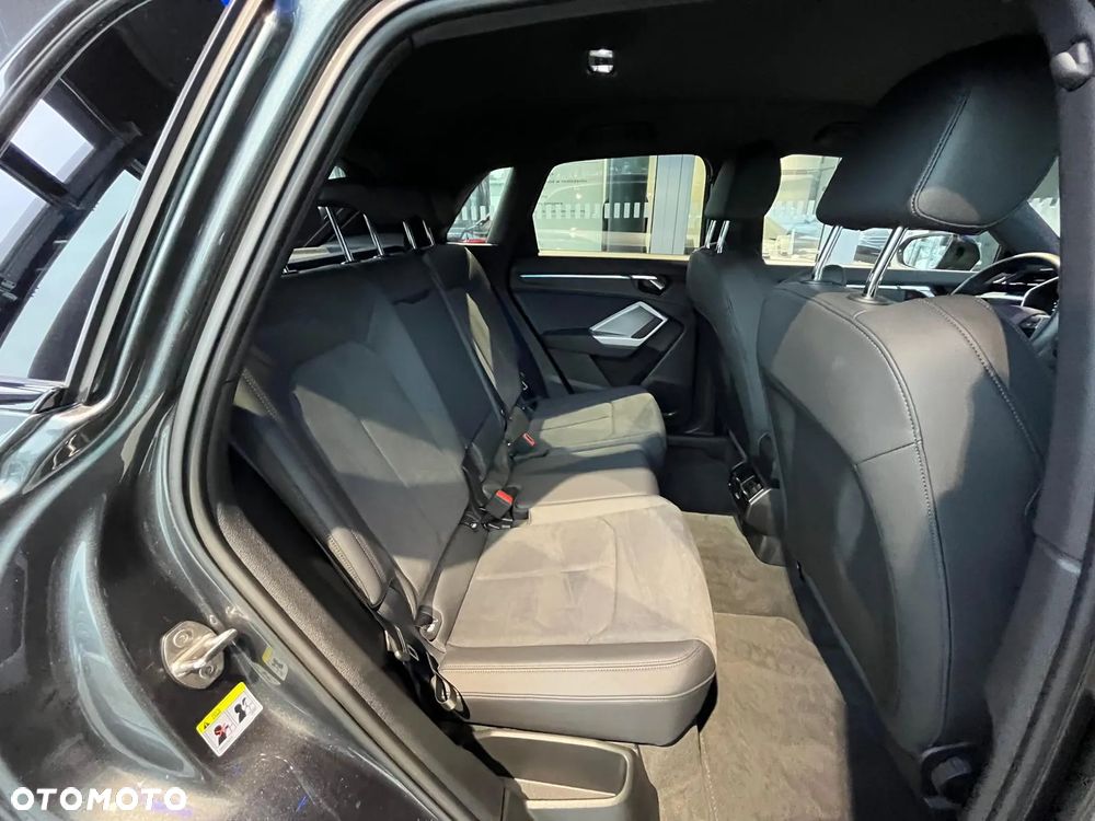 Audi Q3 35 TFSI S line S tronic - 23
