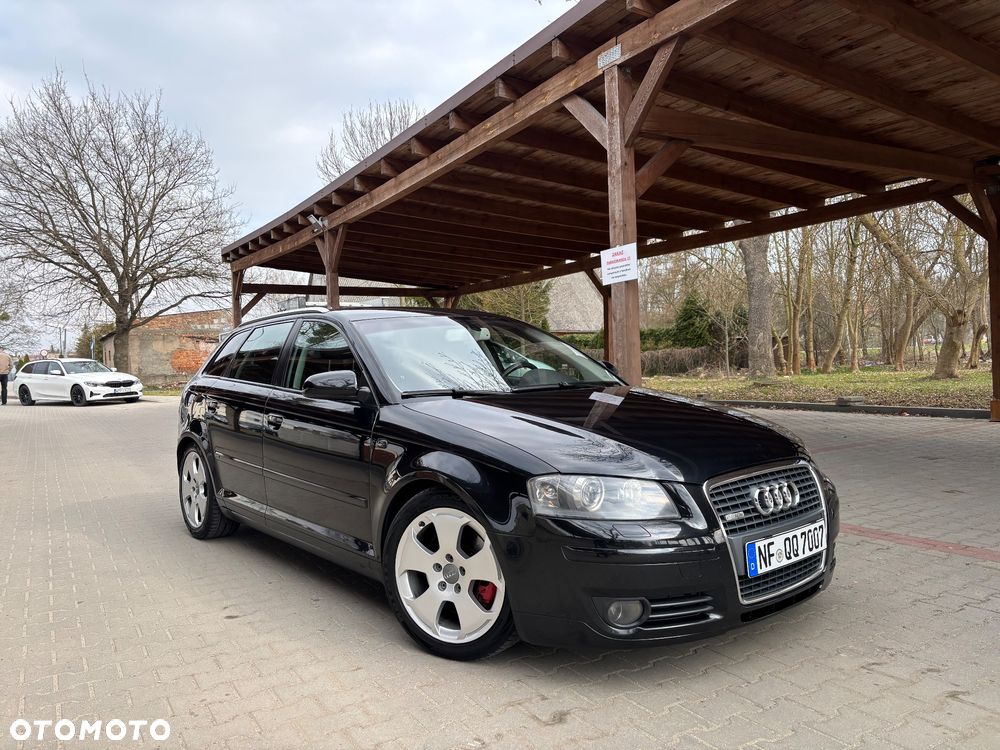 Audi A3 Sportback 2.0 TDI DPF Ambition - 1