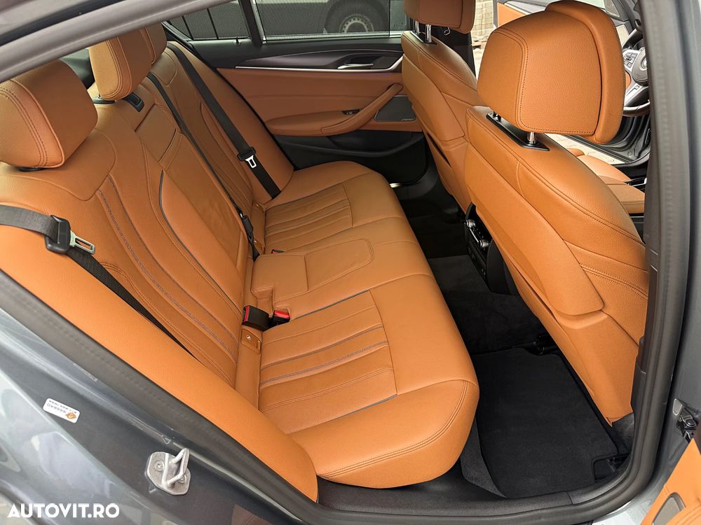 BMW Seria 5 530i xDrive Aut. M Sport Edition - 33