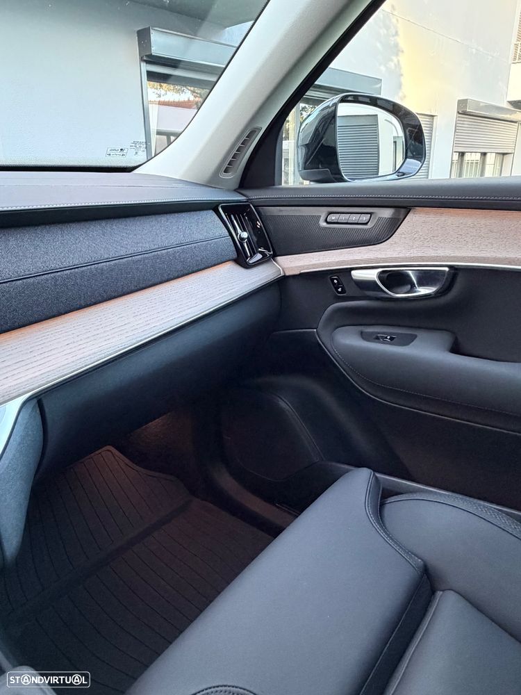 Volvo XC 90 2.0 T8 PHEV Plus Dark AWD - 21