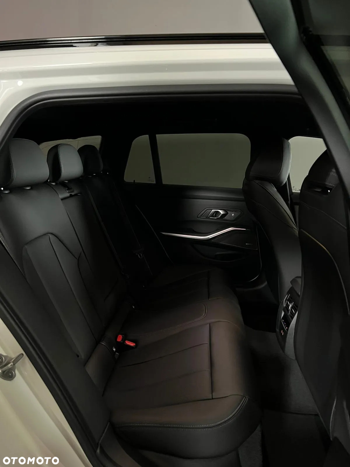 BMW Seria 3 - 31
