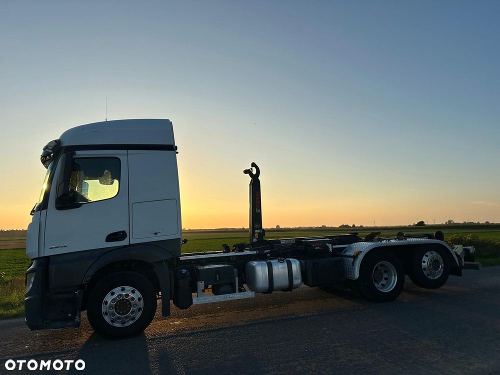 Mercedes-Benz ACTROS - 6