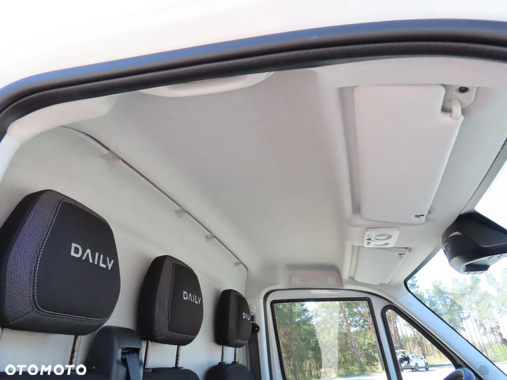 Iveco Daily 35S18 3.0 HPI 180 KM POWER Furgon Blaszak XXL 4.70 CM MAXI LONG Wysokość H2 1900 mm WZMACNIANE ZAWIESZENIE 968 Kg Ładowność HAK 3500 Kg Rozstaw Osi 4100 mm DMC 3500 Kg, WZMACNIANY Stan NOWY NIE UŻYWANY OKAZJA DOSTEPNY I GOTOWY - 32