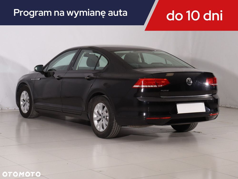 Volkswagen Passat 2018 photo 5