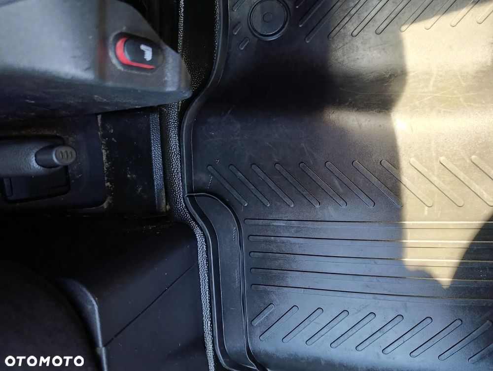 Ford Transit - 24