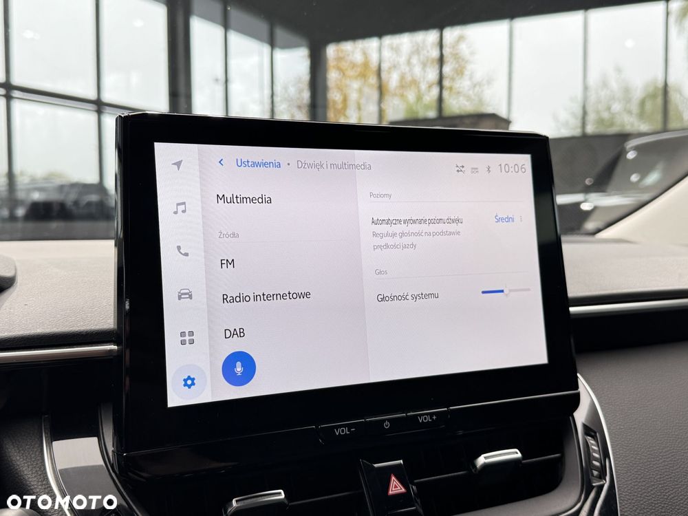 Toyota Corolla 1.8 Hybrid Comfort - 34