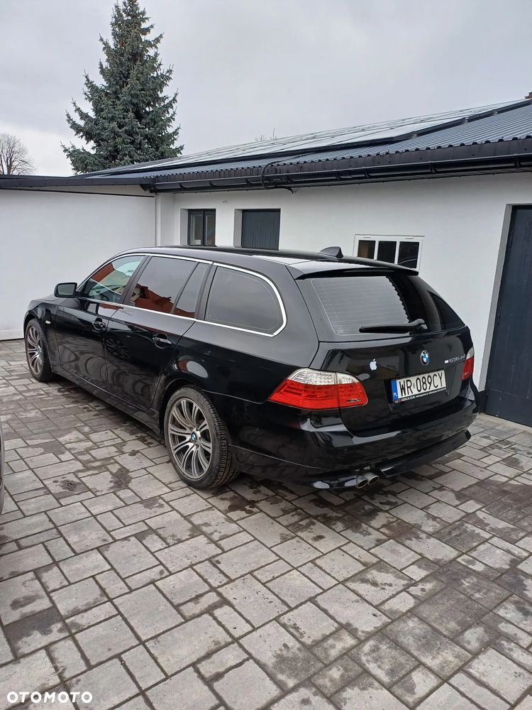 BMW Seria 5 530d xDrive - 16