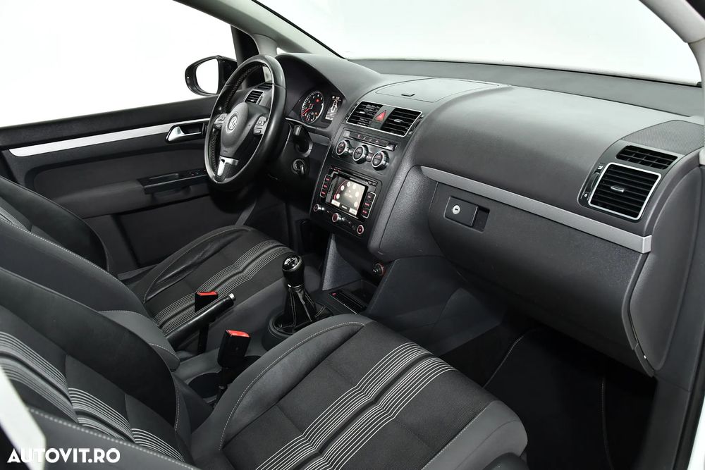 Volkswagen Touran 1.2 TSI BlueMotion Technology MATCH - 15