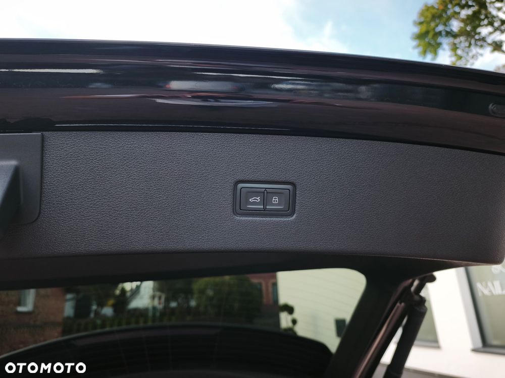 Audi SQ8 TFSI Quattro Tiptronic - 32