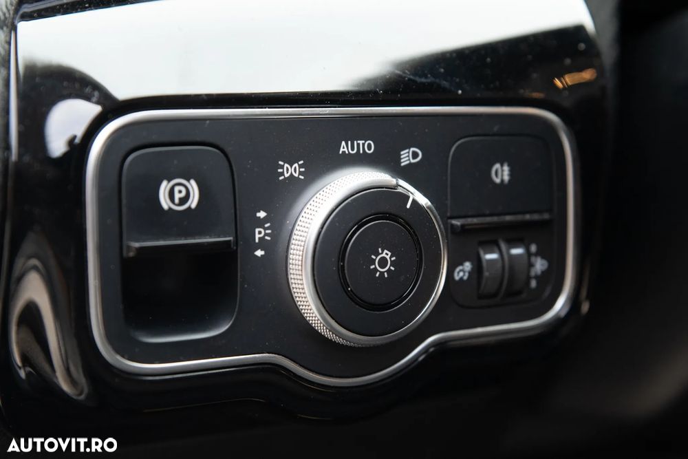 Mercedes-Benz A 180 d - 8